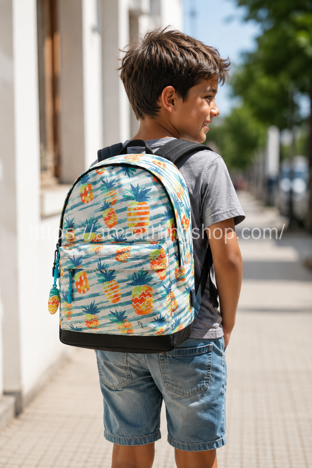 Niño con mochila Oh My Pop Ananas de piñas, mochila escolar infantil y juvenil con compartimento para portátil de 15 pulgadas
