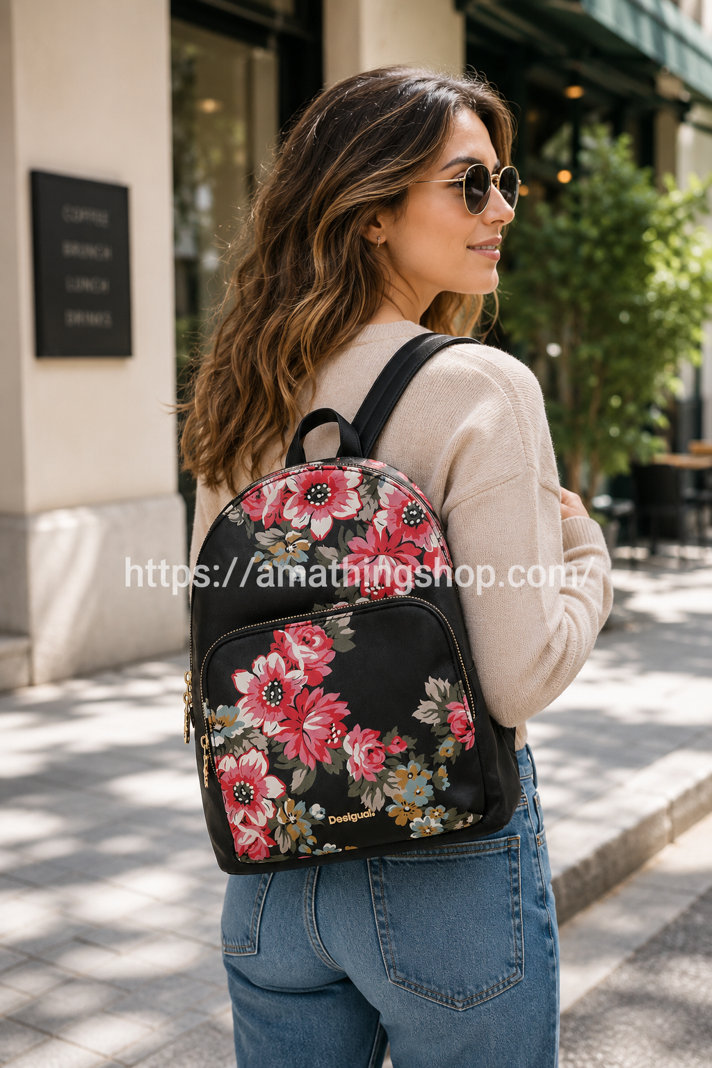 Desigual Mochila Mujer Lima Travel Floral Negra para Uso Diario Mochila Desigual Lima Travel floral negra para mujer usada como mochila urbana de diario