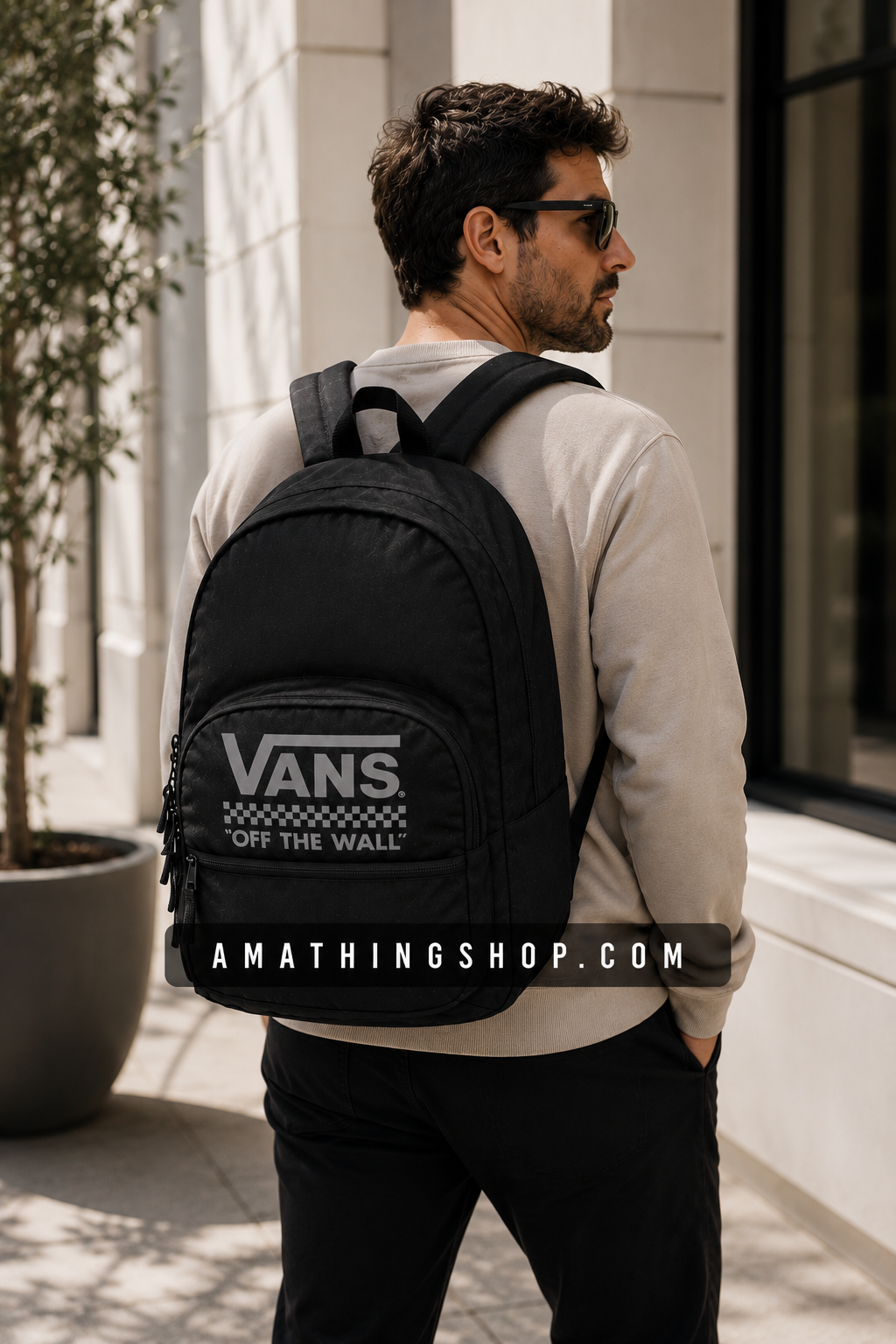 Mochila Vans negra hombre para portátil trabajo universidad y uso diario urbano