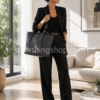 Bolso Guess negro mujer shopper grande para trabajo con logo dorado