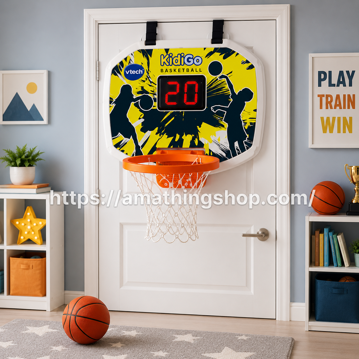 Canasta de baloncesto interactiva VTech KidiGo en habitación infantil moderna