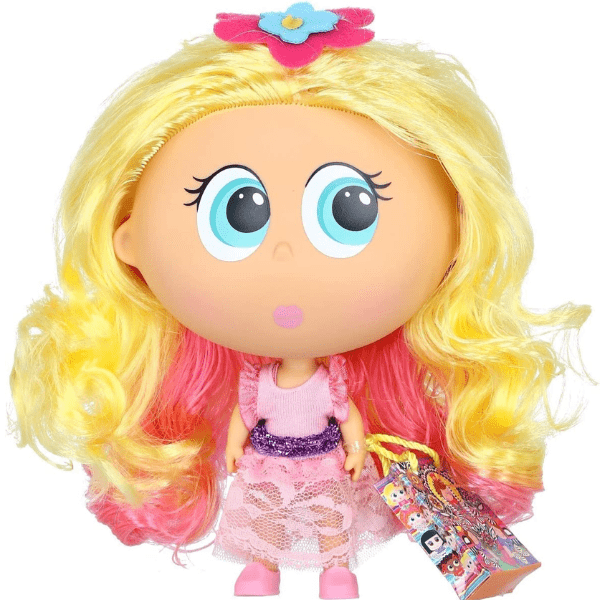 Muñeca Berinaiz de Distroller de la colección Chamoy y Amiguis. Muñeca original con cabello rubio y rosa, ojos grandes azules, vestido de encaje rosa y accesorio de bolsa de compras. Juguete oficial de Neonatitlán para coleccionistas - Amathingshop.com