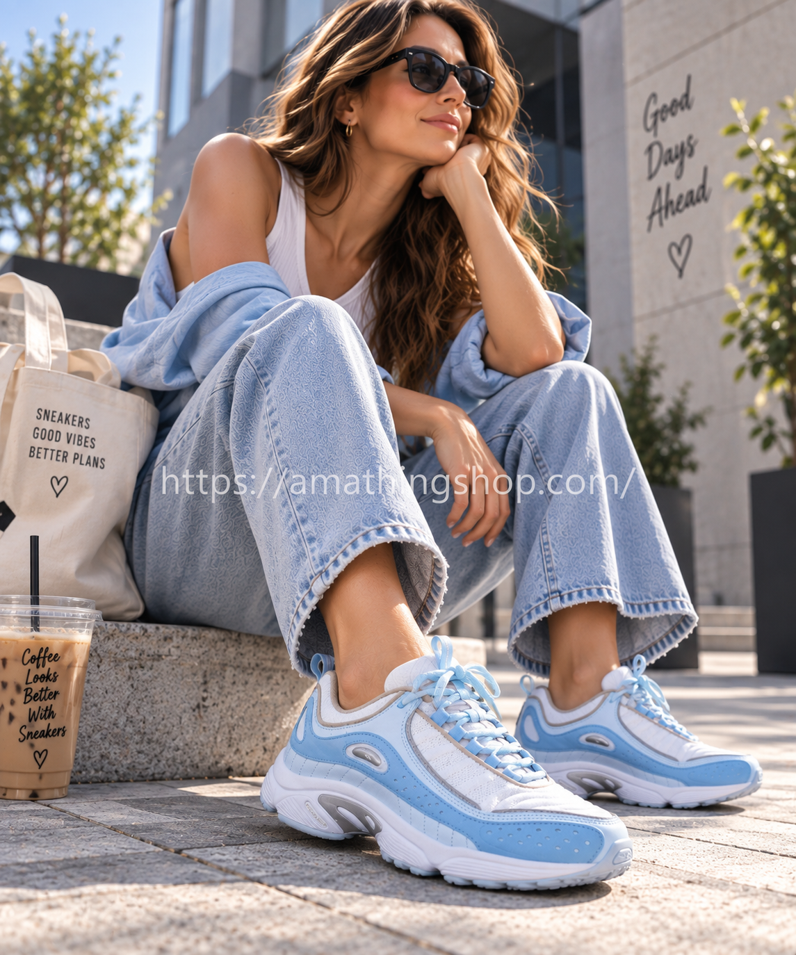 Mujer con zapatillas retro runner Reebok Daytona DMX II azules EF8043
