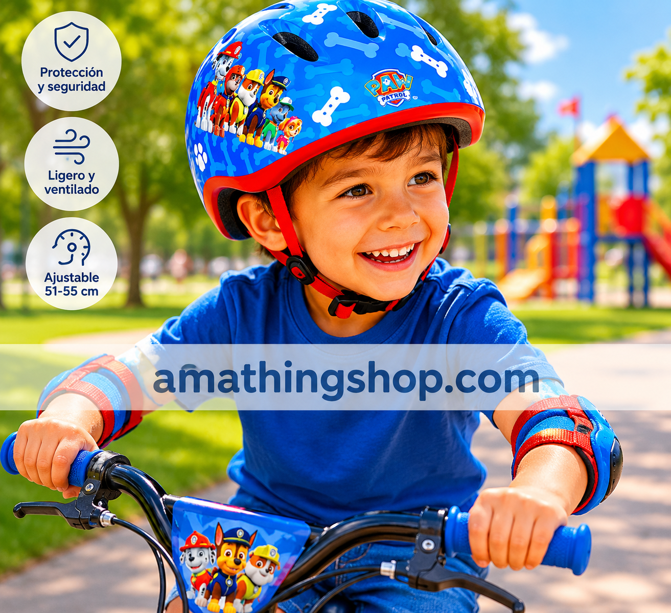 Niño usando casco infantil Paw Patrol azul y rojo mientras monta en bicicleta en un parque