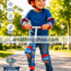 Niño usando casco infantil Paw Patrol azul y rojo mientras conduce patinete en exterior