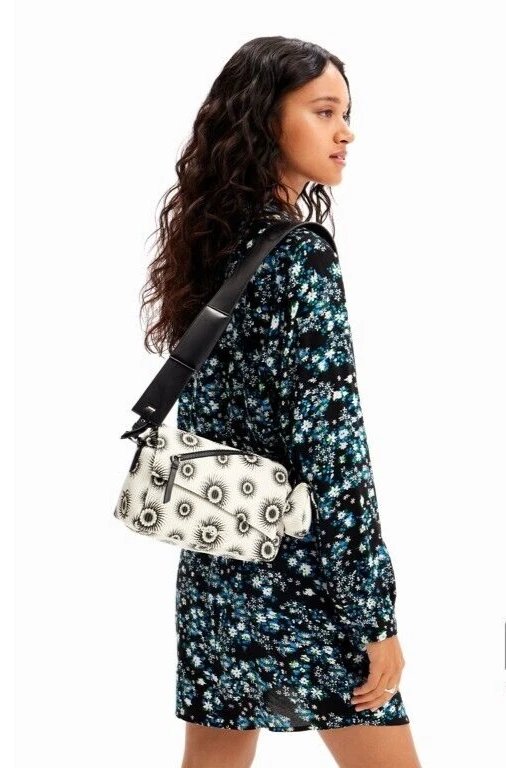 bolso bandolera pequeno mujer blanco y negro con diseno original elegante