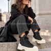 Mujer con Converse Chuck Taylor All Star Lugged Winter 2.0 negras de plataforma