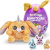 Huevo sorpresa Rainbocorns Bunnycorn Surprise Mini con peluche de conejito y cápsula decorada. Incluye figura Bunnycorn de peluche suave con sorpresas, modelo aleatorio para niñas a partir de 3 años.
