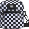 Bolso Vans Bail Shoulder Bag Black White con diseño checkerboard, tamaño compacto y correa ajustable. Ideal para uso diario, viajes y estilo urbano tanto para hombre como mujer.