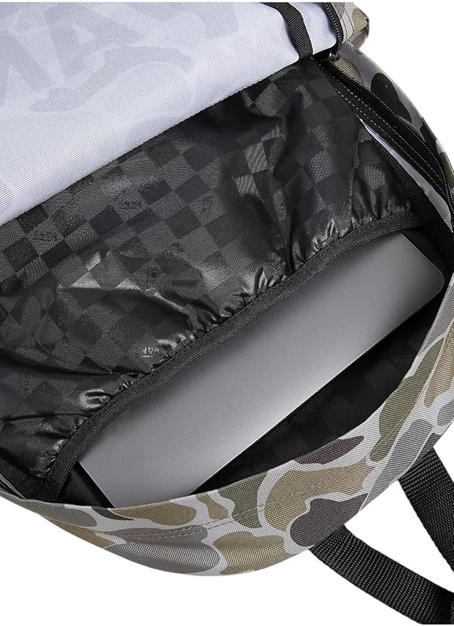 Interior de mochila Vans Old Skool Grom VN000H56ZBF1 camuflaje verde 18L con bolsillo abierto para portátil pequeño, tablet, cuadernos o documentos, ideal para instituto, colegio, universidad y uso diario.