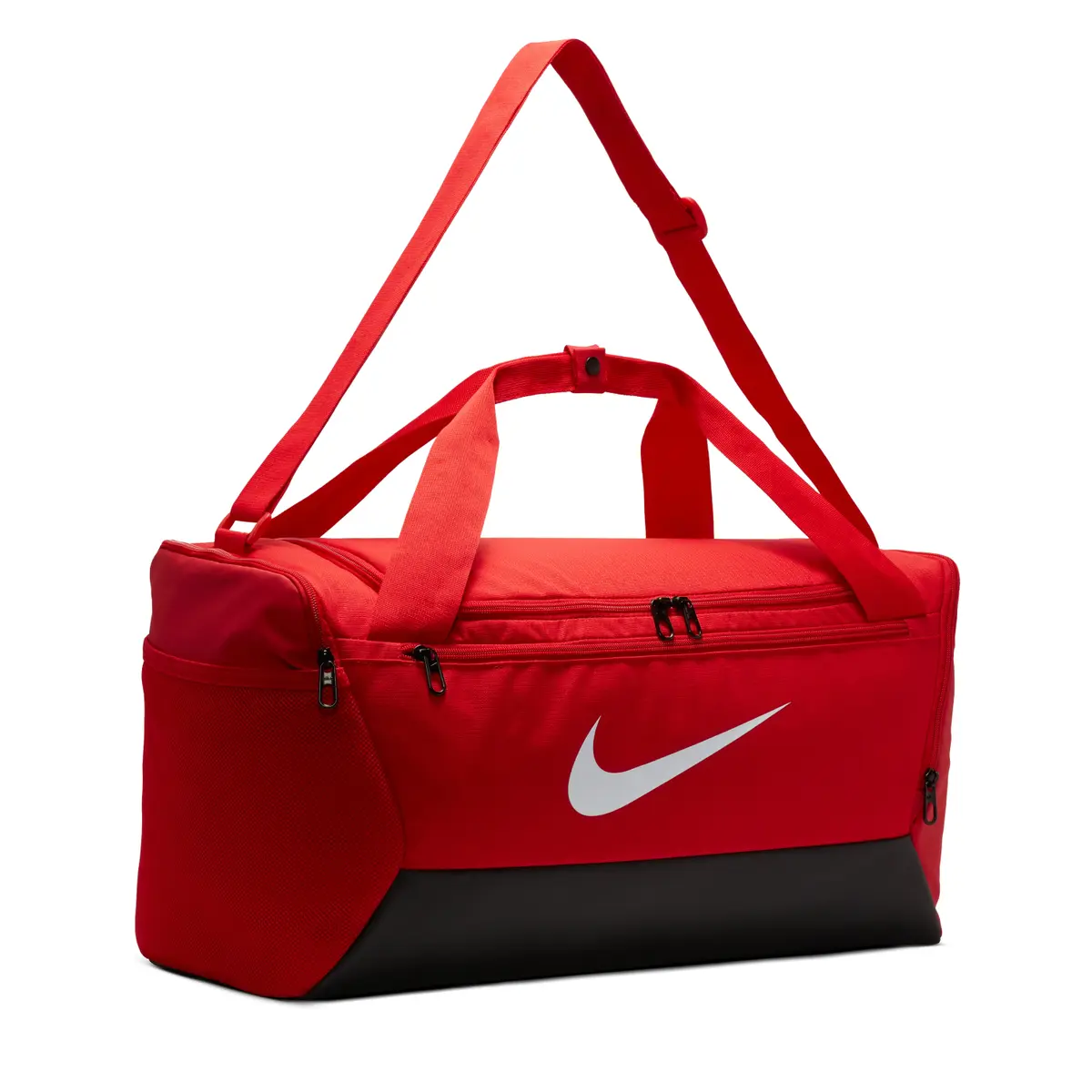Vista frontal bolsa Nike Brasilia 9.5 roja con logotipo Nike blanco