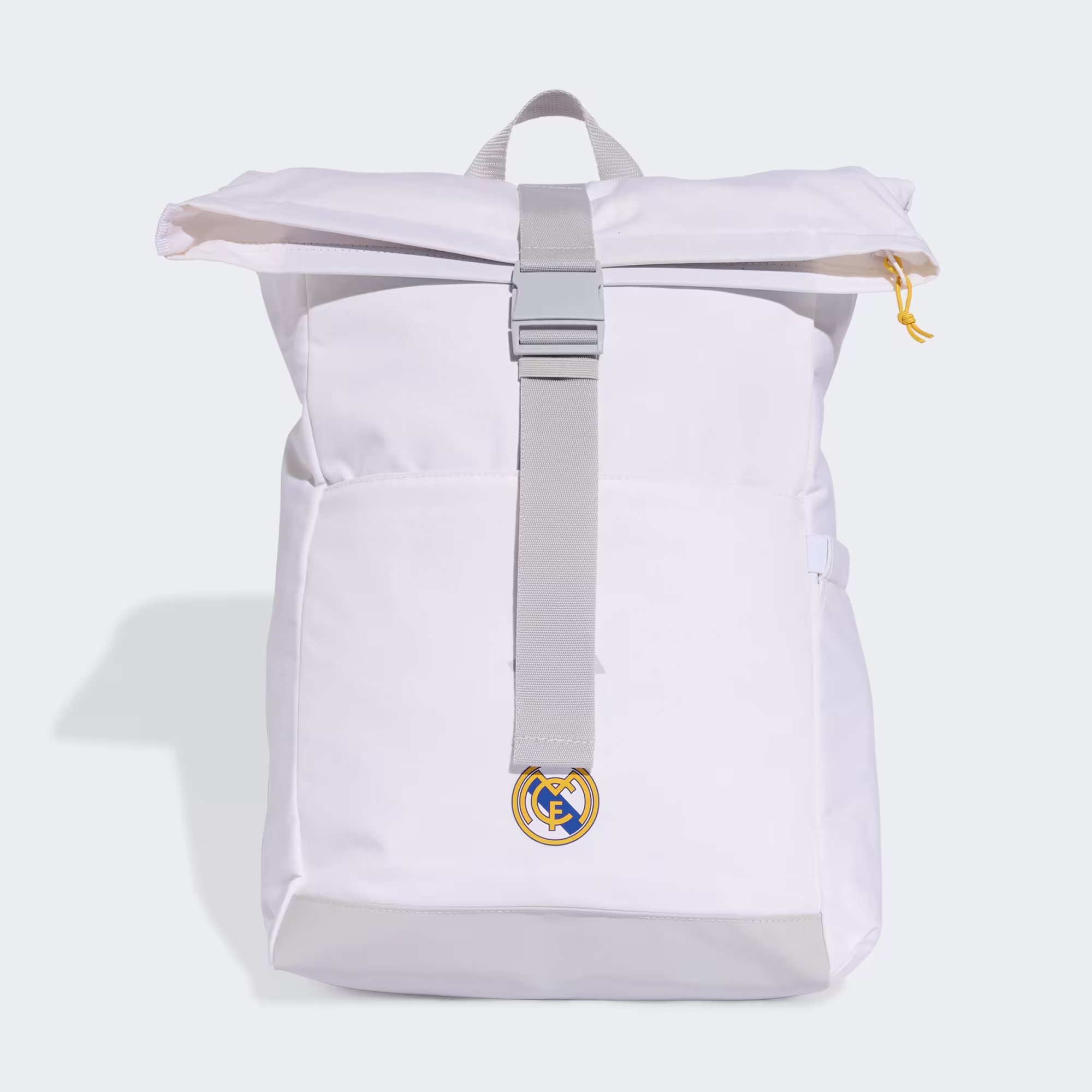 Mochila adidas Real Madrid blanca original JN4150 vista frontal con cierre roll top y escudo oficial