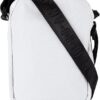 Parte trasera del bolso Jordan Airborne blanco con correa ajustable