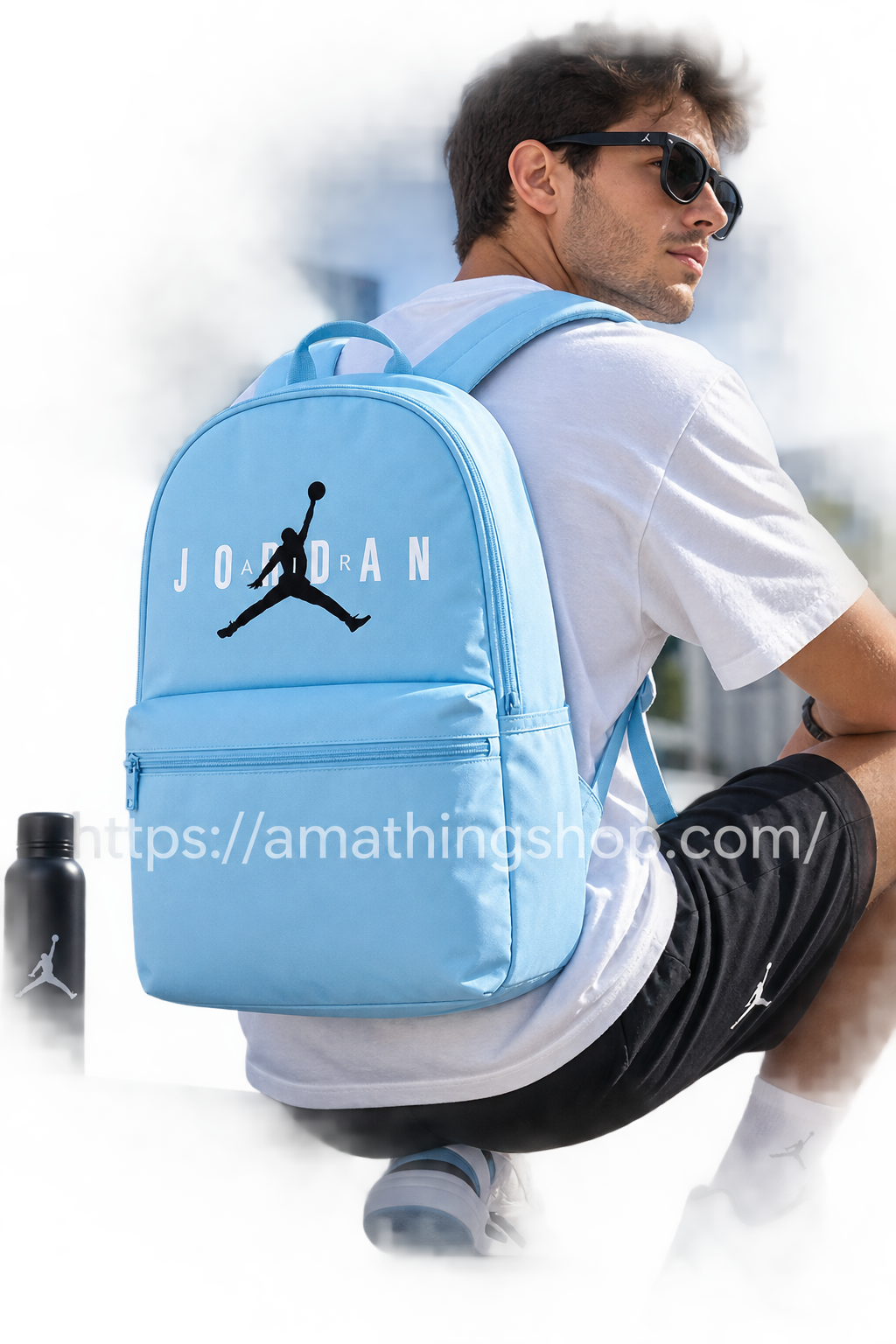 Hombre con mochila Jordan azul celeste HBR Eco 23L MA0931-BJB